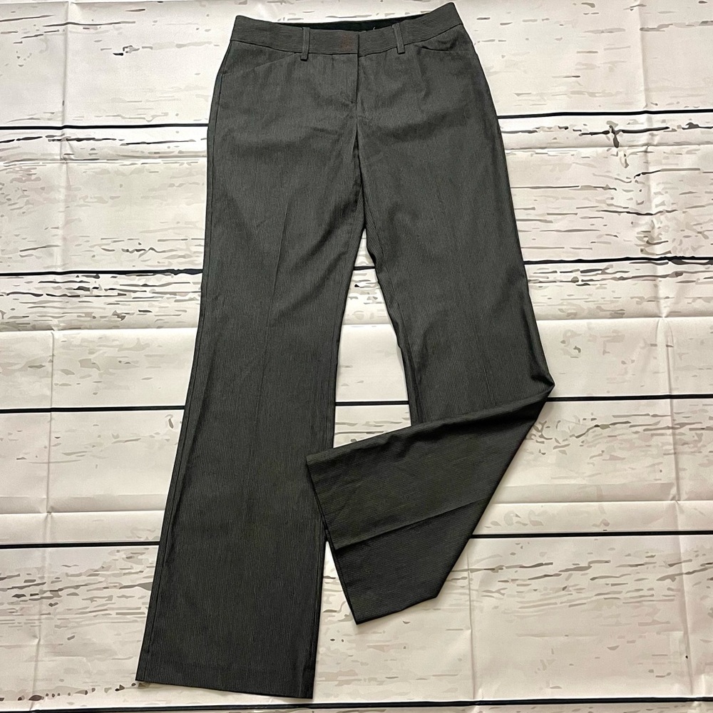 Great Deal!! Express Women’s Dress Pants Flare Sz 2